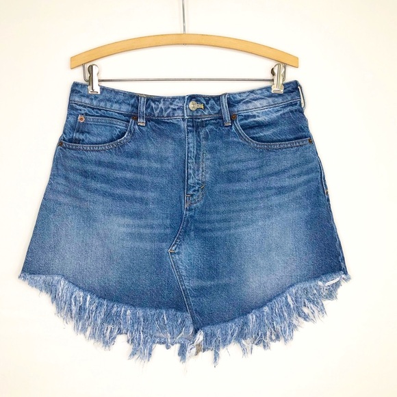 Free people with the free Bailey denim fringe mini skirt - Picture 2 of 12